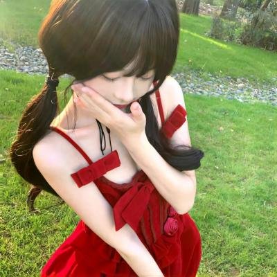 好女三头瞒